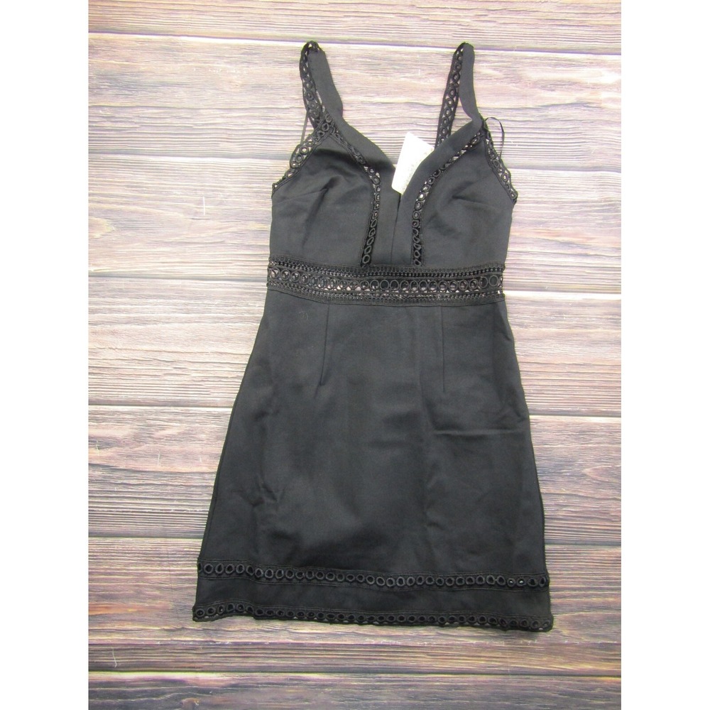 Free People NWT Womens Size 2 Black Iris Crochet Mini Dress Anthropologie V Neck